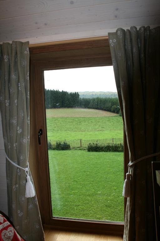 Chambres D'Hotes Les Trappeurs Silence & Nature Tenneville Kamer foto